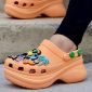 Sandal Crocs. (facebook.com @Crocs )