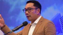 Mantan Gubernur Jawa Barat Ridwan Kamil menjalani tes DNA sebagai bentuk tanggung jawab atas tuduhan yang viral di media sosial. (Facebook.com Ridwan Kamil)