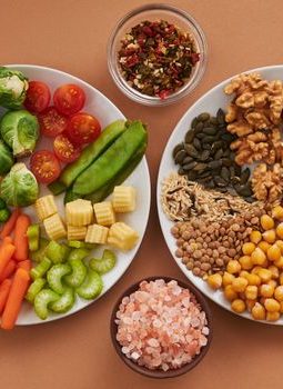 Mengurai Mitos Diet: Esensi Pola Makan Seimbang untuk Hidup Optimal