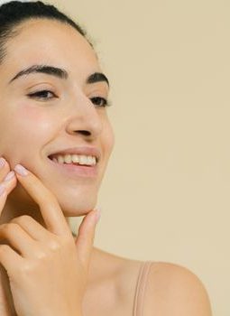 Rahasia Kulit Glowing: Lebih dari Sekadar Skincare Mahal