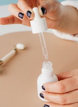 Rahasia Kulit Awet Muda: Memilih Produk Anti-Aging yang Tepat