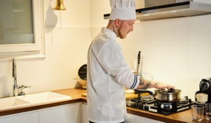 Mengatur Waktu Bak Koki Profesional: Resep Produktif Tanpa Stres
