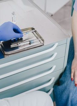 Melindungi Diri dari Kanker Serviks: Pentingnya Vaksin HPV untuk Masa Depan Sehat